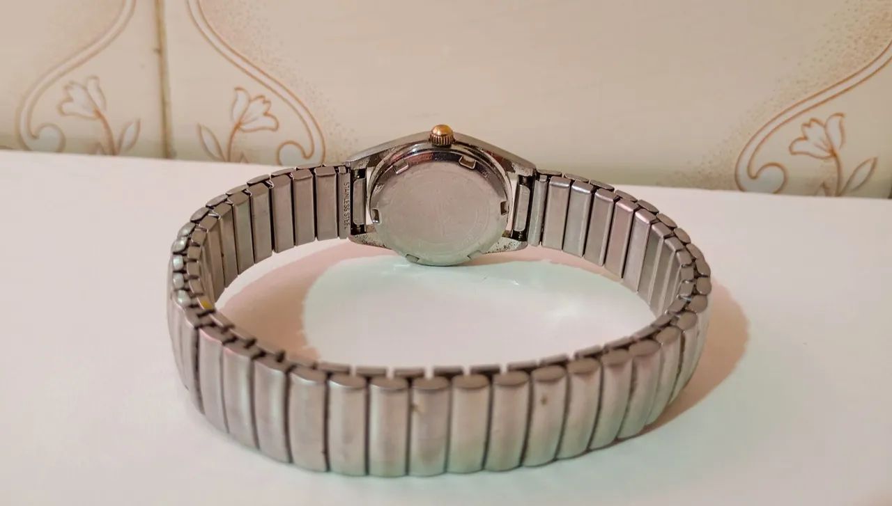 Relógio Feminino Pulseira Dumunt Original Clássico - Usado - Foto 4