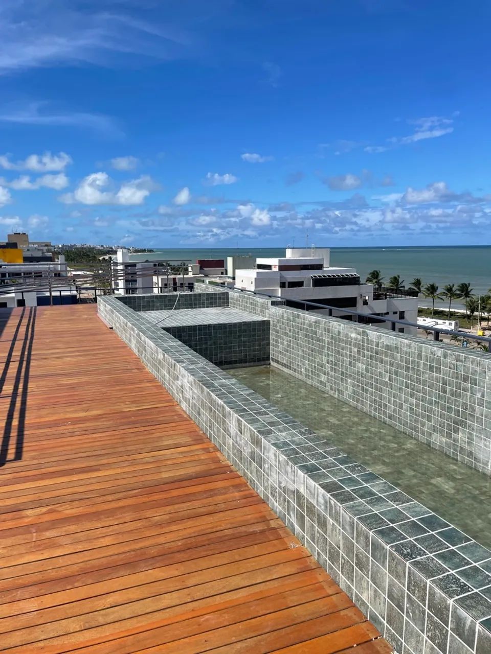Apartamento em Intermares 