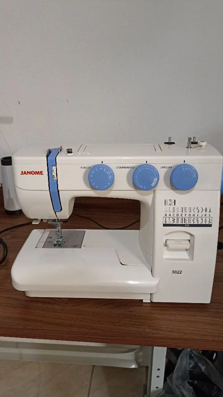 Máquina de Costura Janome 3022