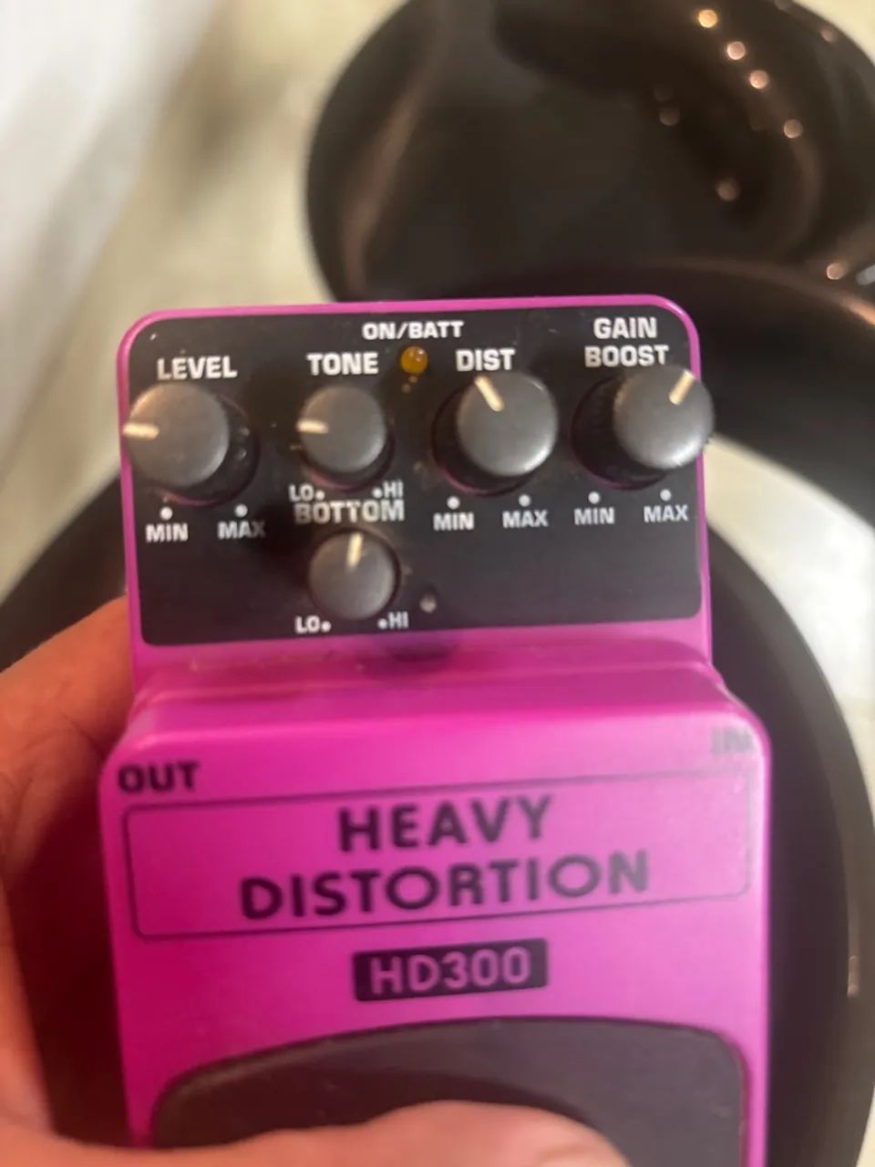 Pedal Guitarra Behringer Heavy Distortion HD 300 - Foto 4