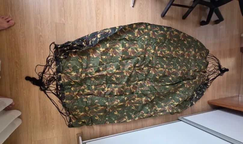Rede de descanso camuflada nylon com bolsa - seminova - Foto 4