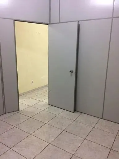 Sala comercial c/ 42,23 m² - De frente - 1º andar - Av. Afonso Pena