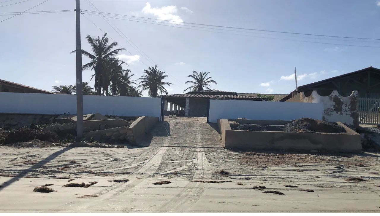 ALUGA-SE CASA NA PRAIA DE PEIXE GORDO