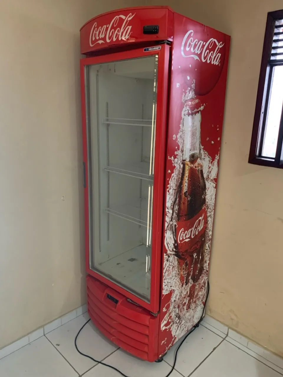 Refrigerador Expositor para bebidas 378 litros