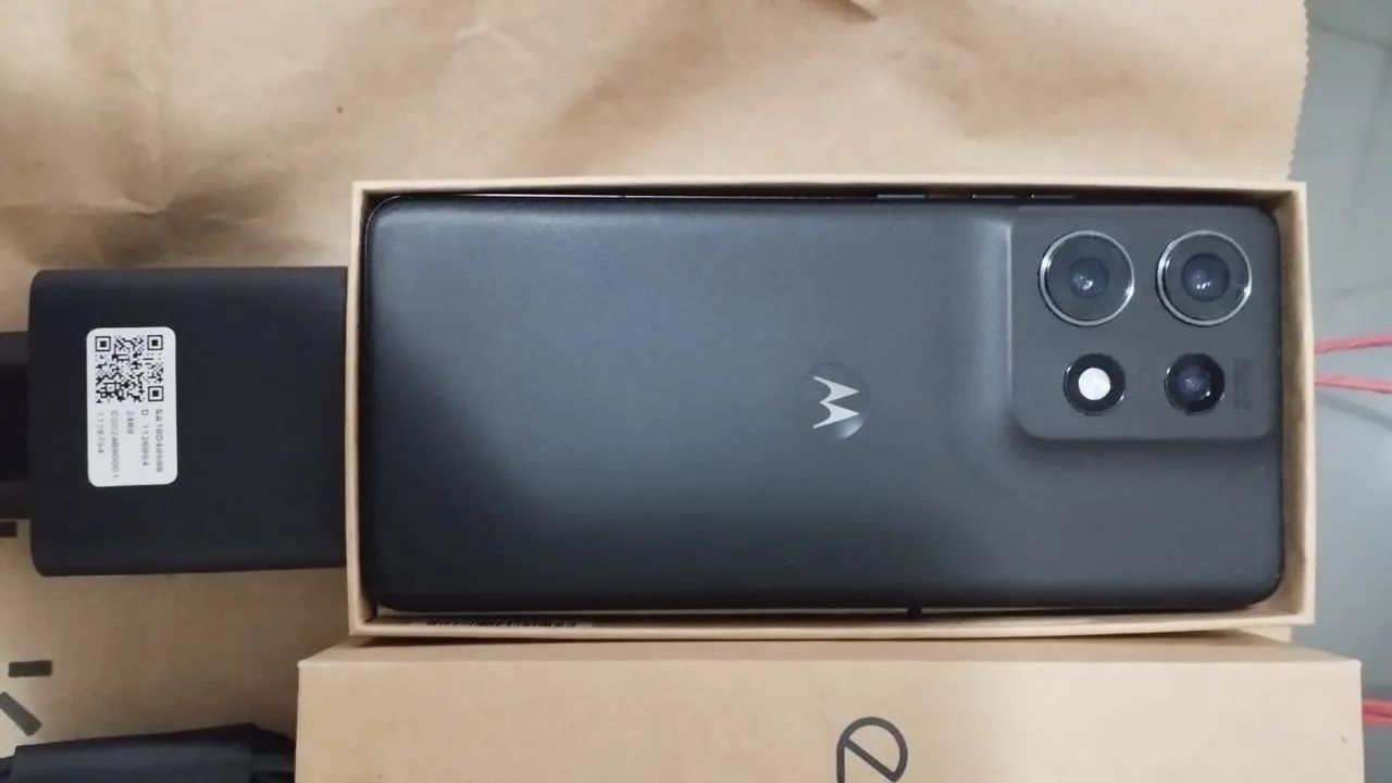 MOTOROLA MOTO EDGE 50 PRO 24GB 256GB ZERADO - Foto 2