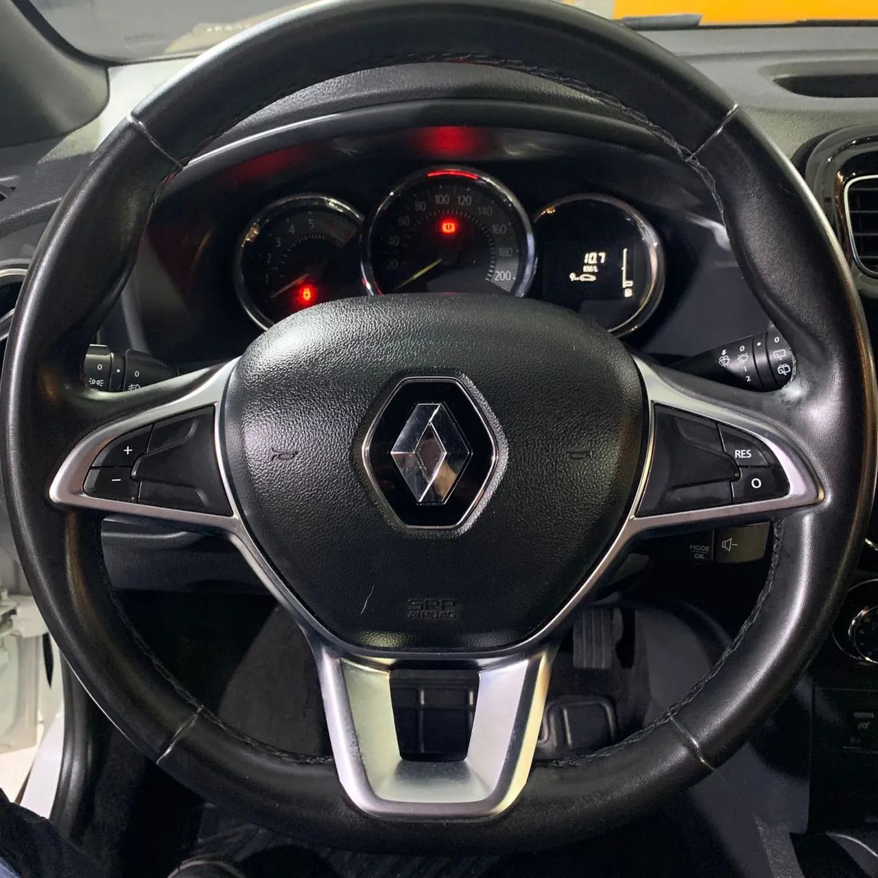 Renault Sandero Intense Flex 1.6 16V 5P Aut. 2020 - Foto 8