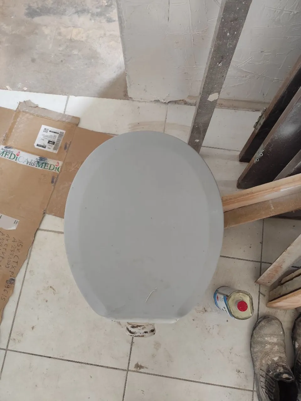 Vaso Sanitário e pia com coluna