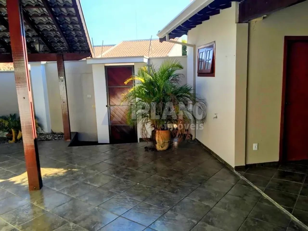 Venda de Casas / Padrão na cidade de Itirapina - Foto 3