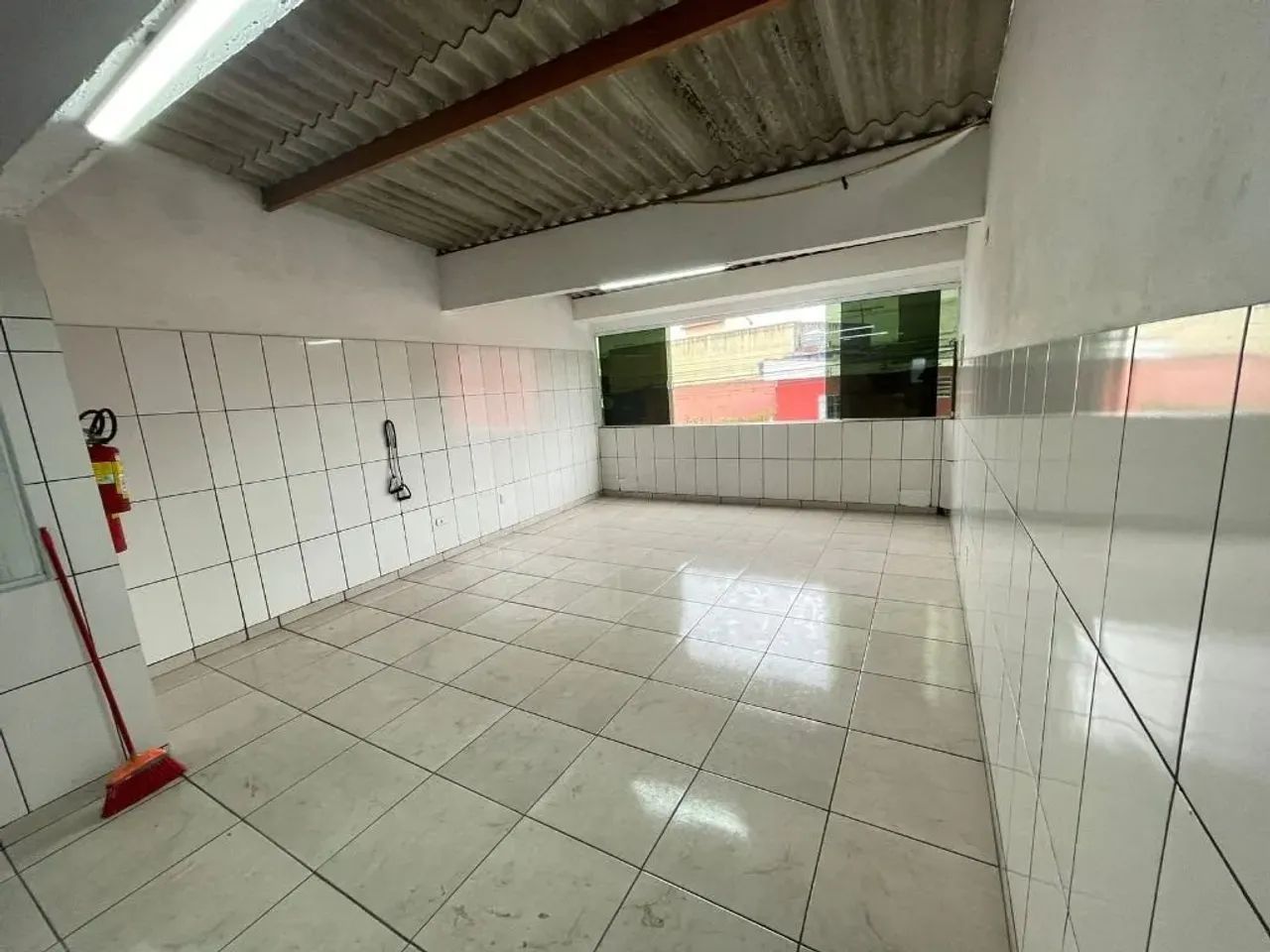 Loja/Salão em Jardim Albertina - Guarulhos