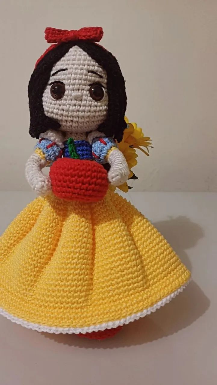 Boneca em crochê Amigurumi  - Foto 4
