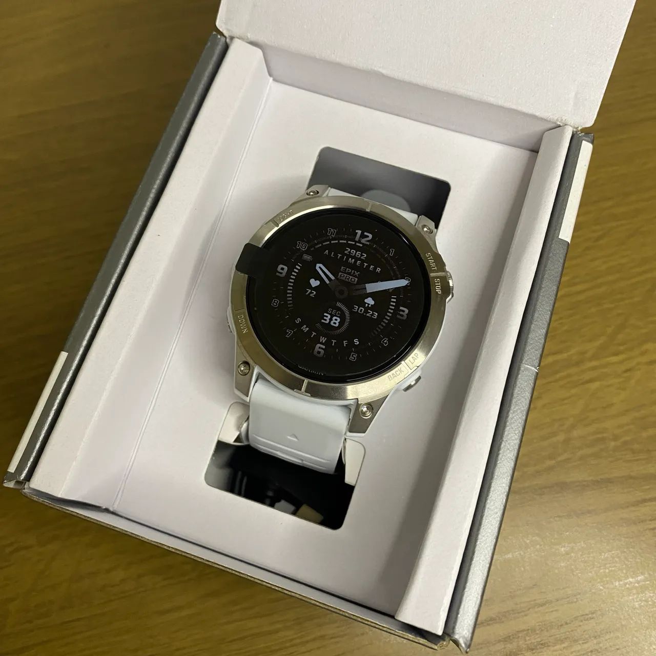 Relógio Garmin Epix Pro Gen2 Sapphire Tela Amoled Novo Lacrado - Foto 2