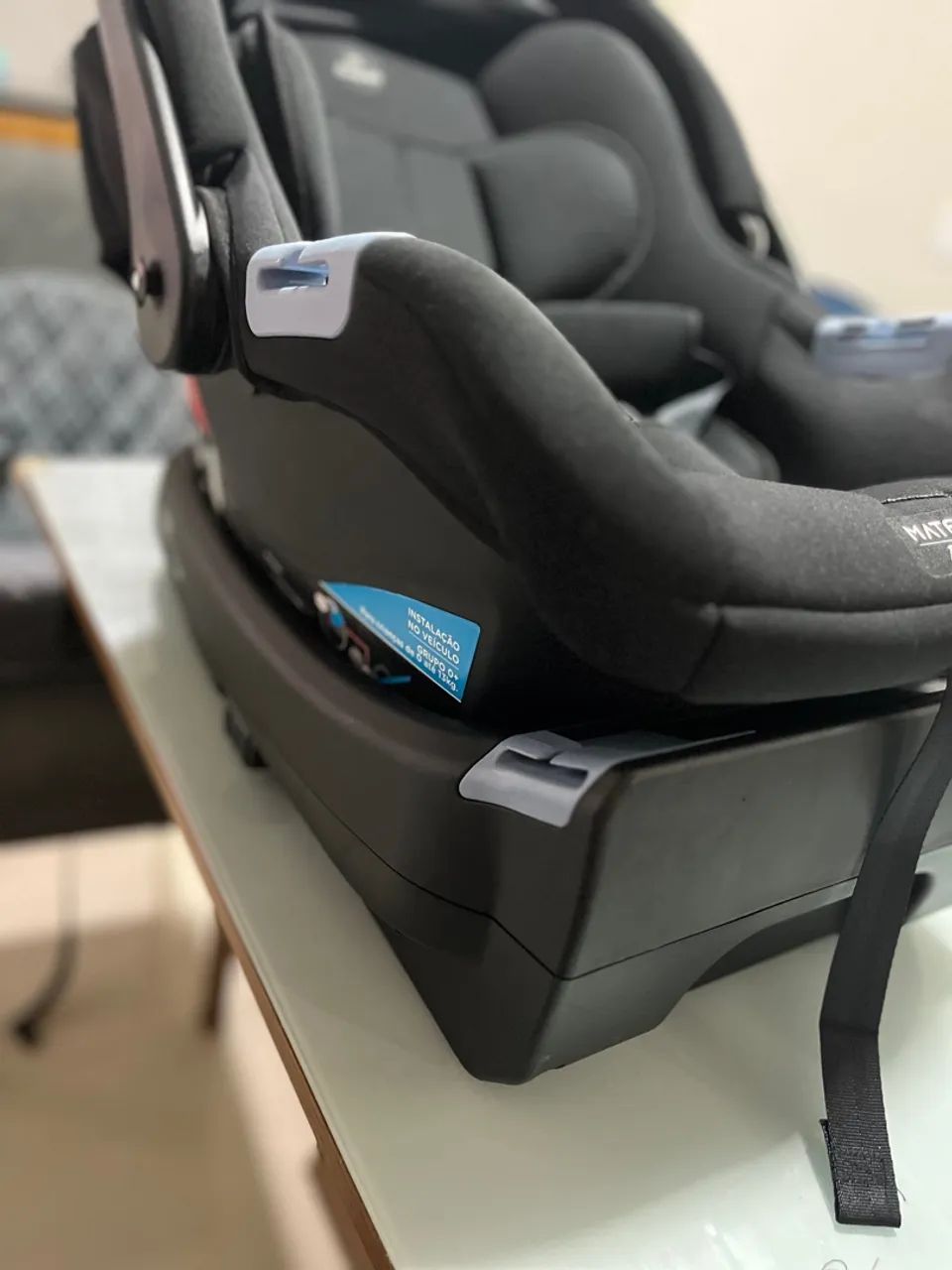 Bebê conforto e base isofix burigotto 
