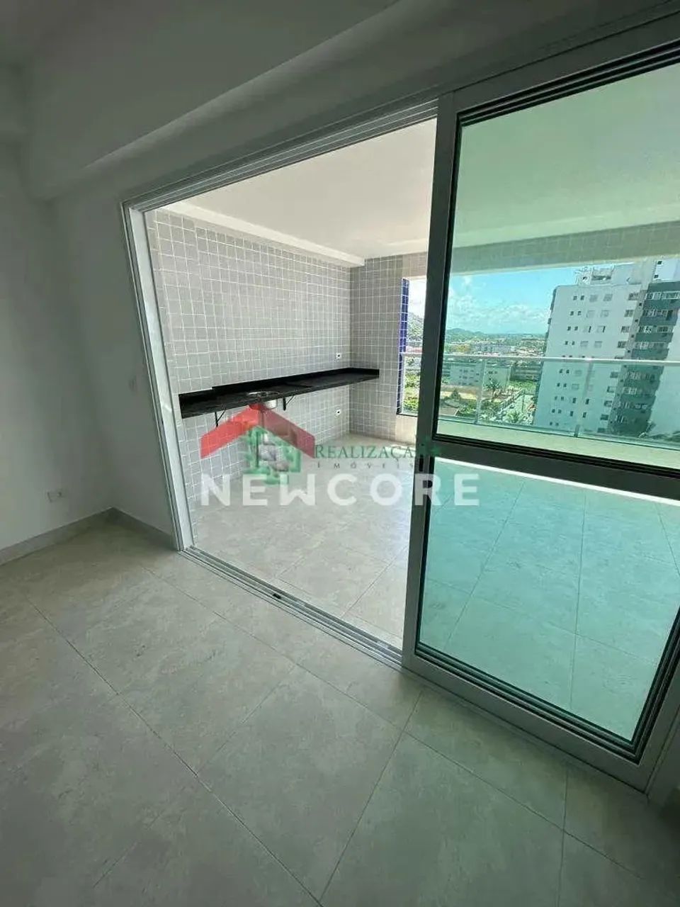 Apartamento em Avenida Ademar de Barros - Centro - Mongaguá/SP - Foto 4