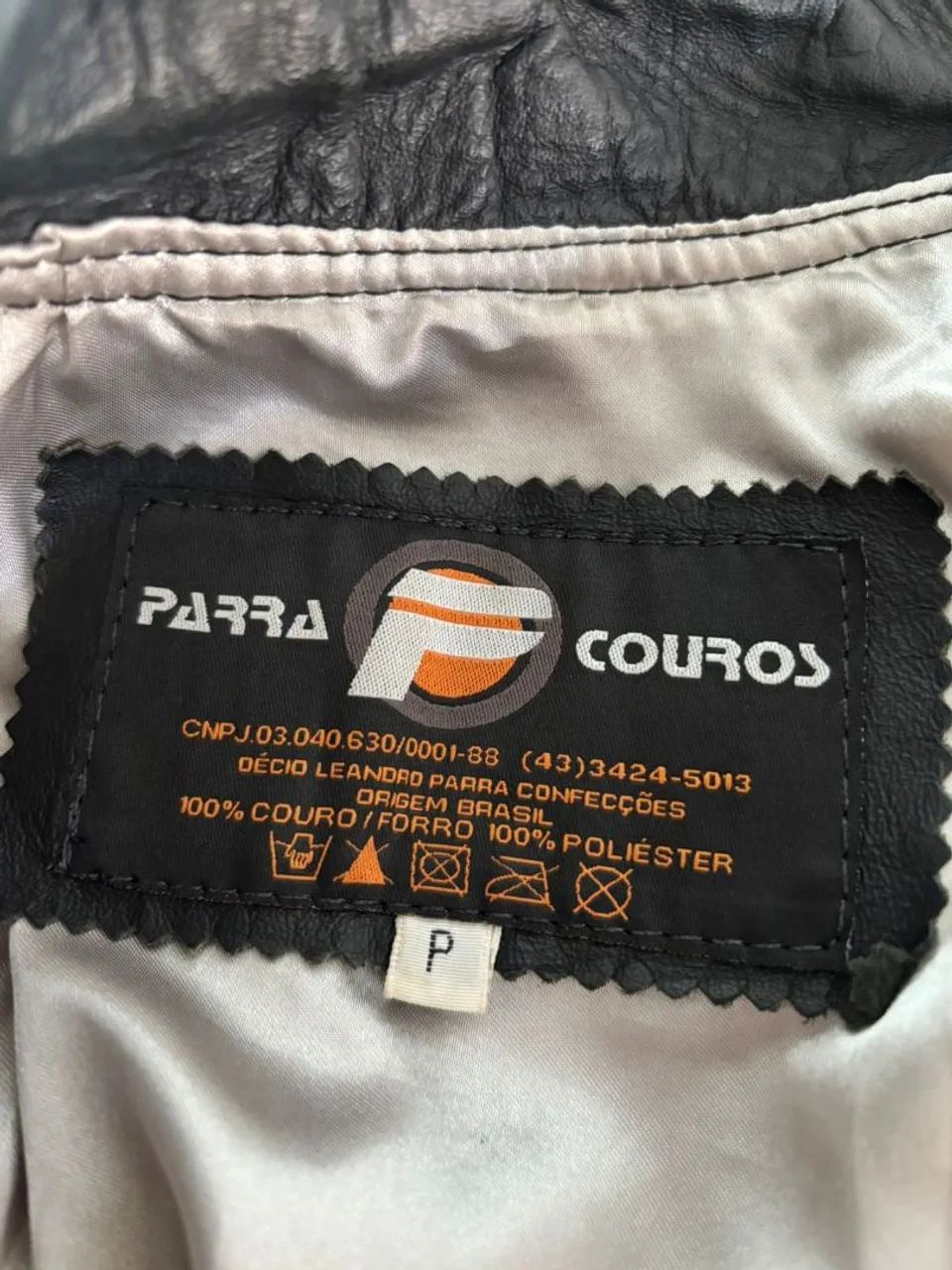 Jaqueta de Couro Preta - Feminina- PARRA - Foto 3