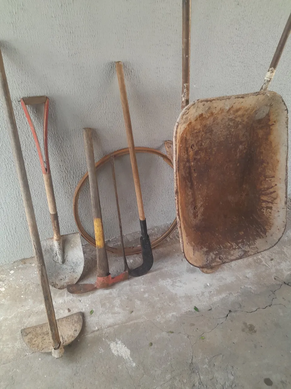 Lote de ferramentas.