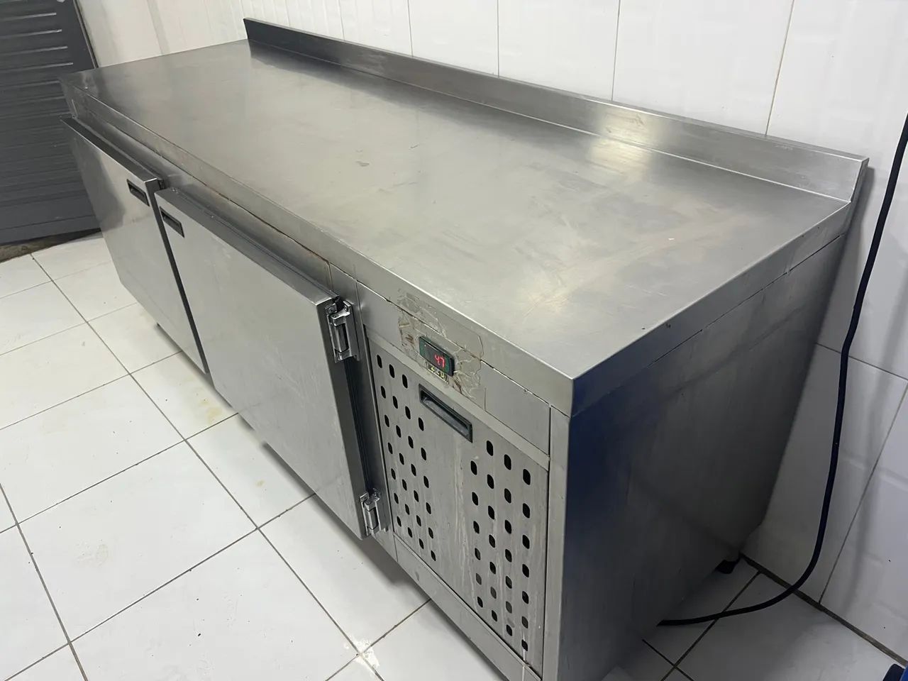 Balcão de linha de produção de inox 