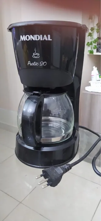 Cafeteira Elétrica Mondial Prático 20