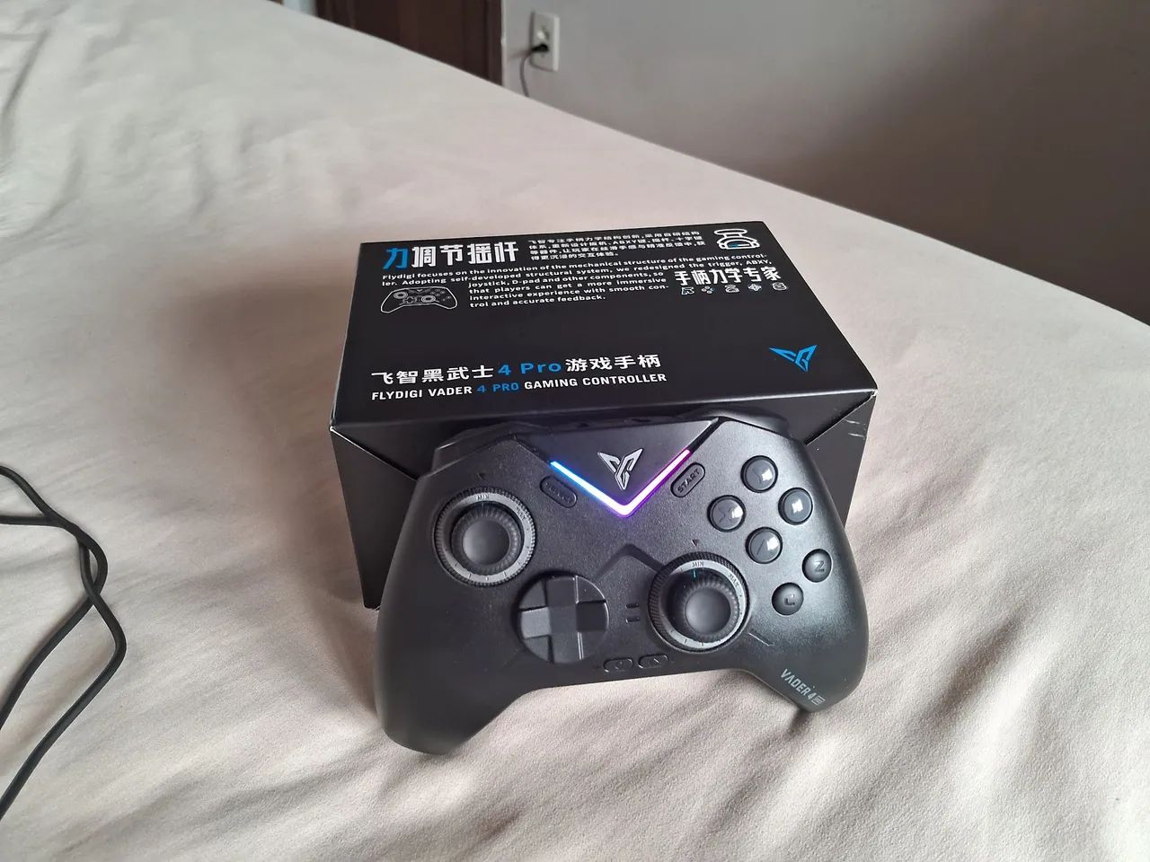 Controle Gamer Flydigi Vader 4 Pro