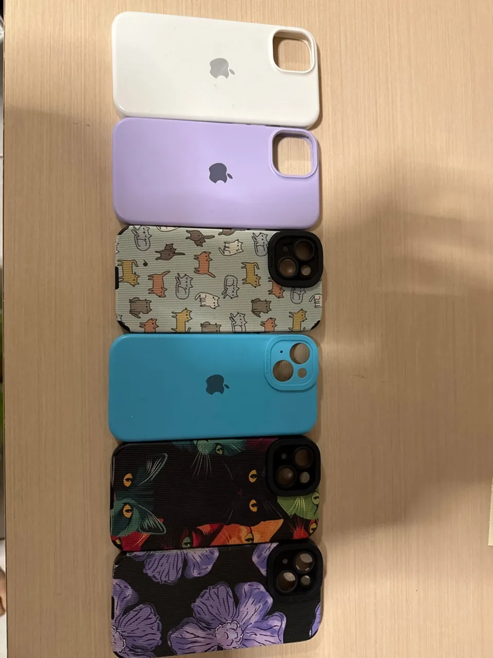 Capas de iPhone - Diversas Cores e Estilos