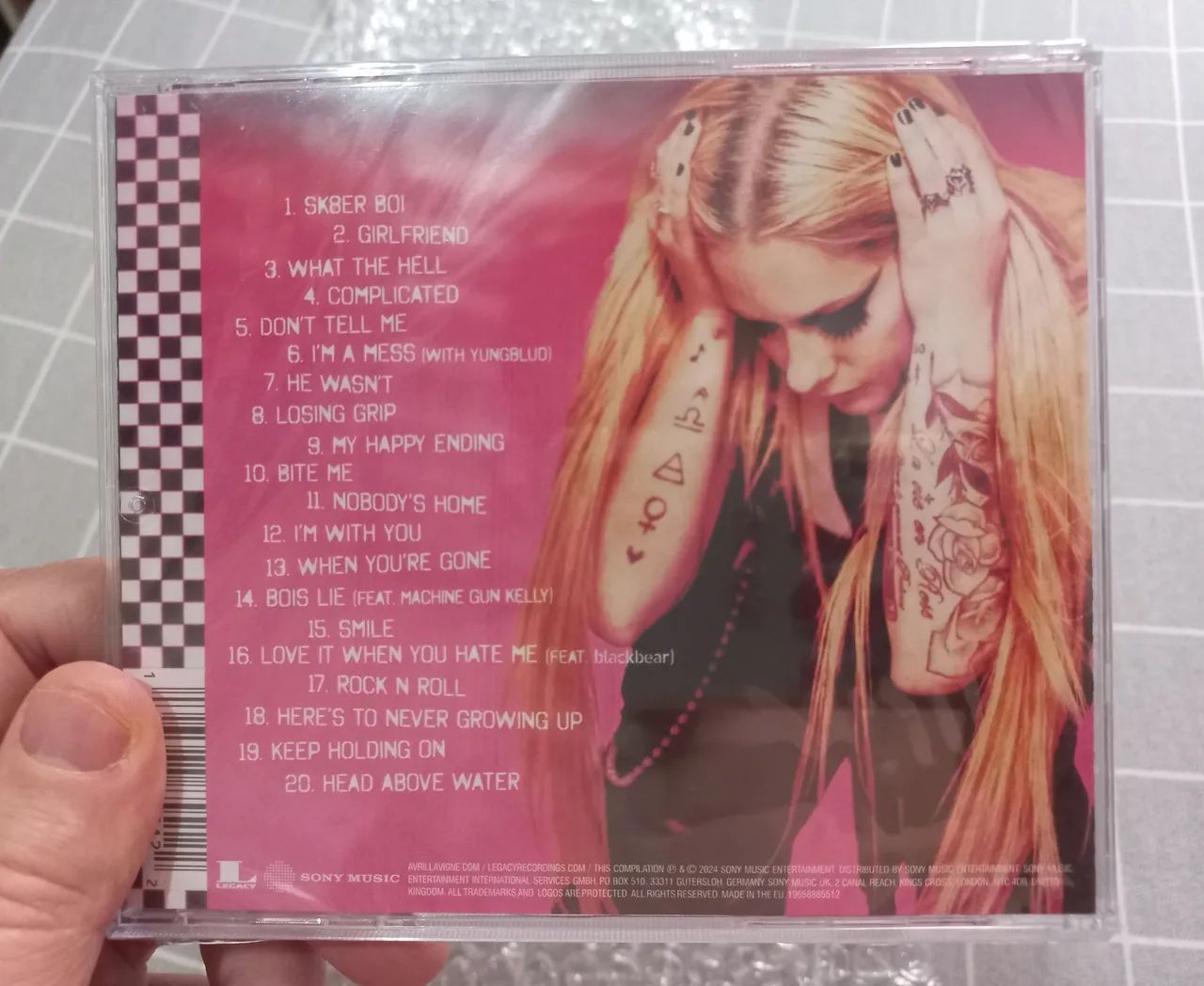 CD Avril Lavigne Greatest Hits - Foto 2