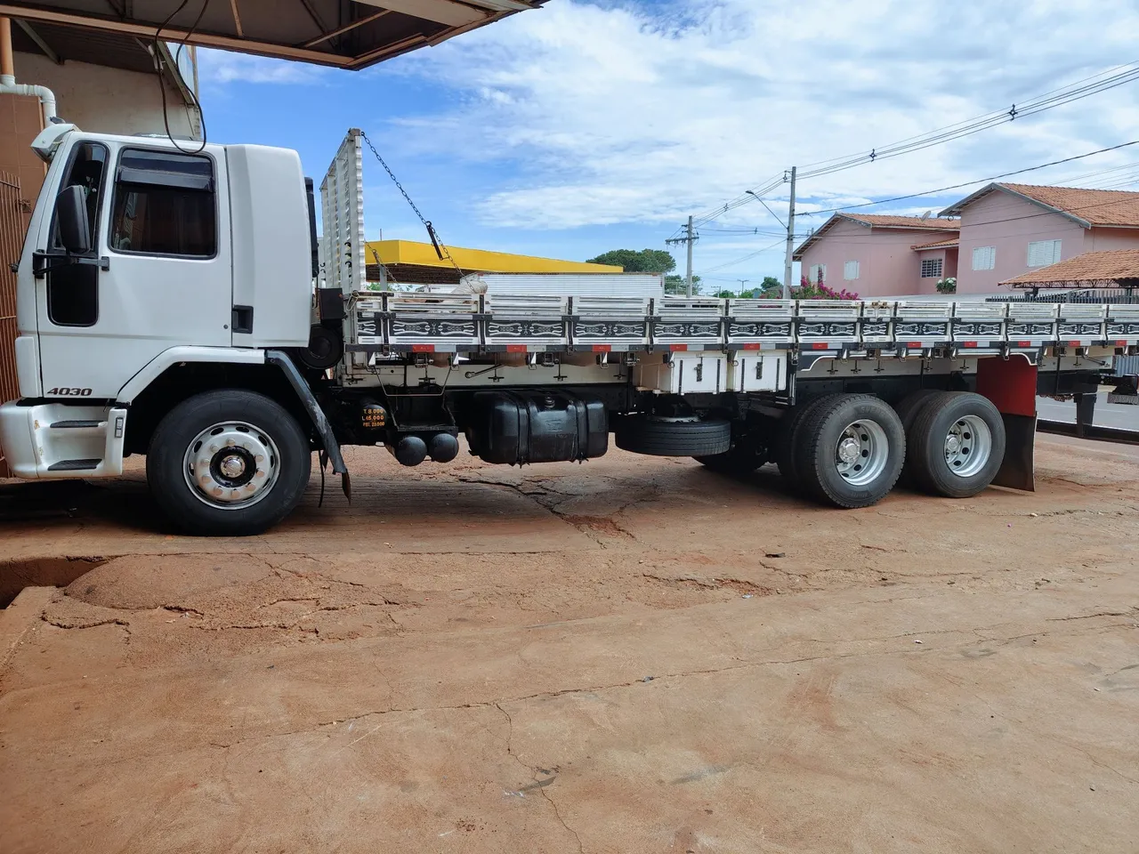 Caminhão Ford Cargo 4030 - 1998