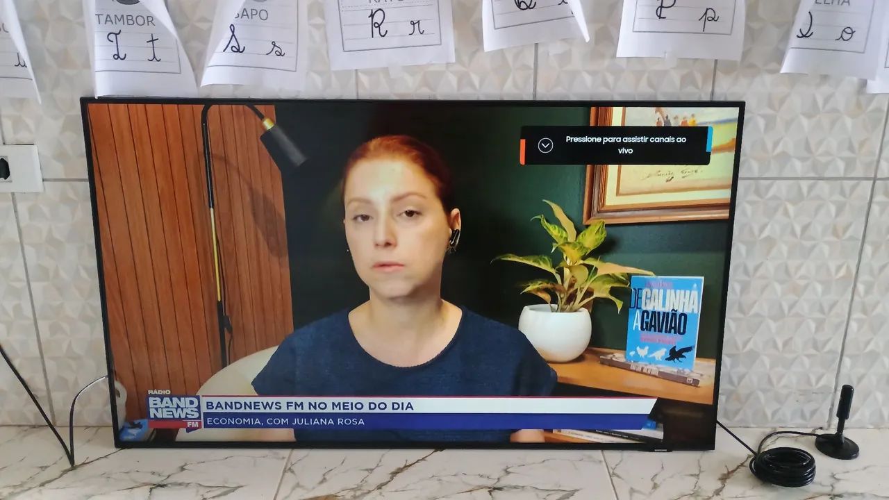 Tv Samsung 50 polegadas tela fininha moderna smart 4k Alexa comando de voz Bluetooth Xbox  - Foto 2
