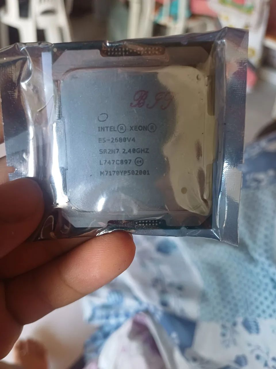 E5 2680v4 - Foto 2