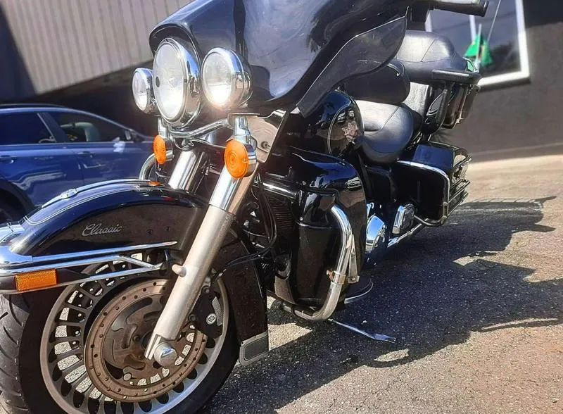HARLEY-DAVIDSON FLHTC Electra Glide Classic 2009 - Foto 2