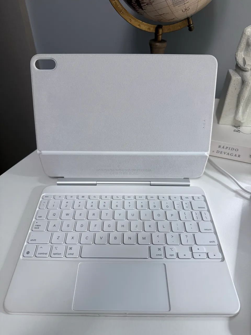 Magic Keyboard- IPad 11 air - Original com garantia