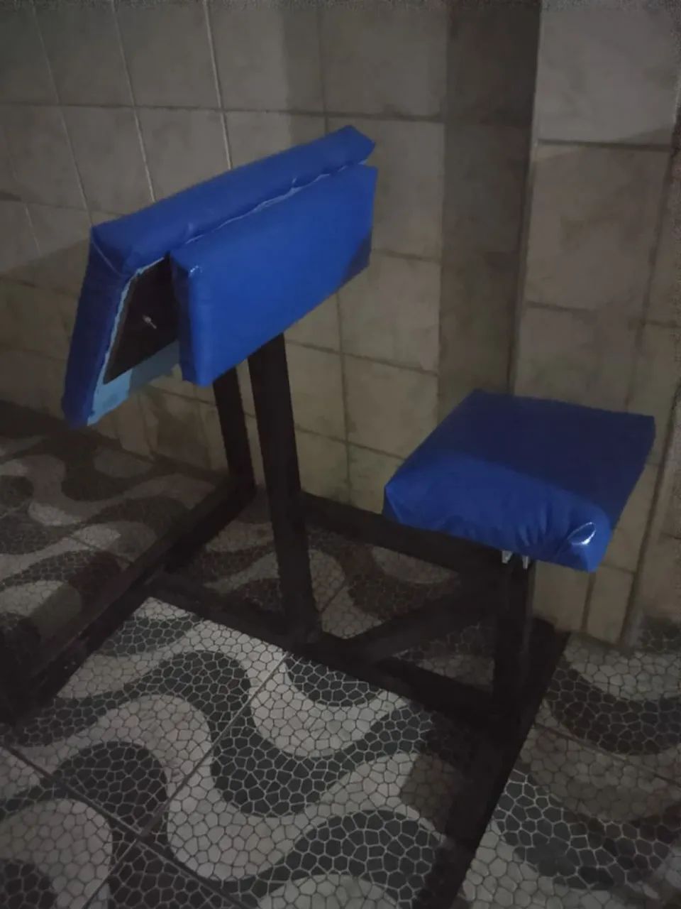 Aparelhos para malhar.