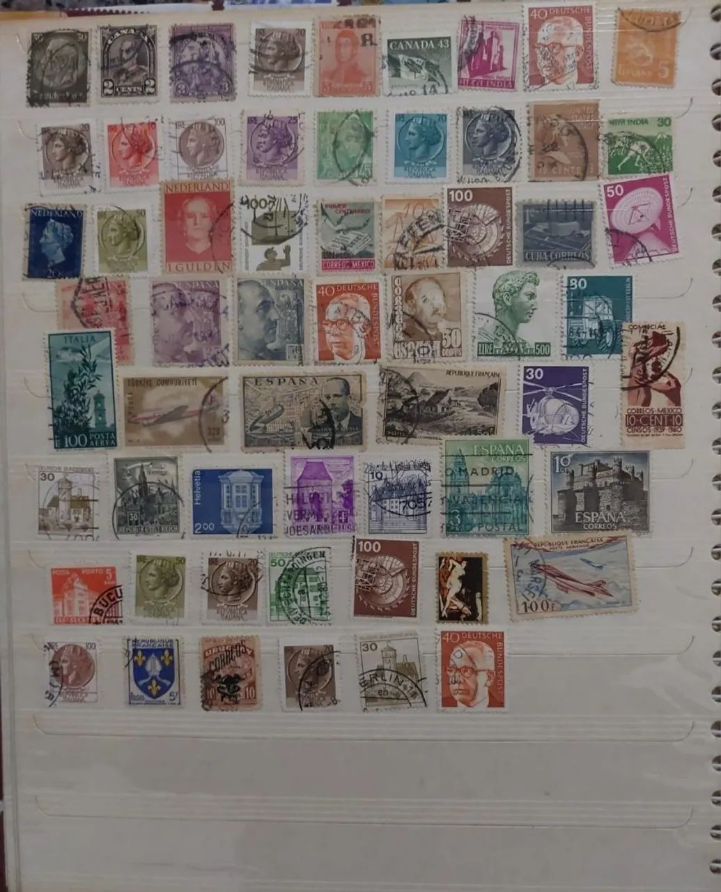 Coleção com mais de 270 selos de carta  - Foto 5