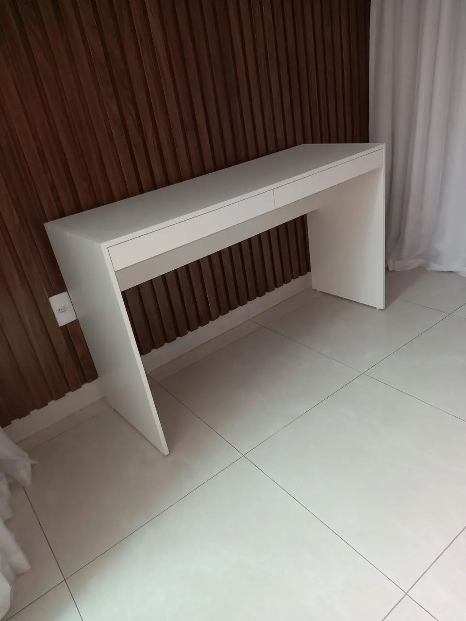Escrivaninha com gavetas nova em mdf  - Foto 4