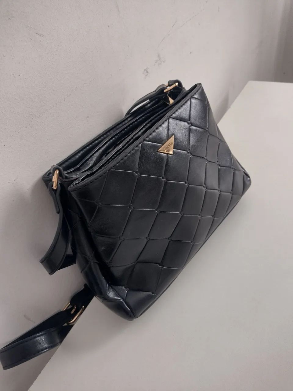 Bolsa pouco usado linda pegada esporte 
