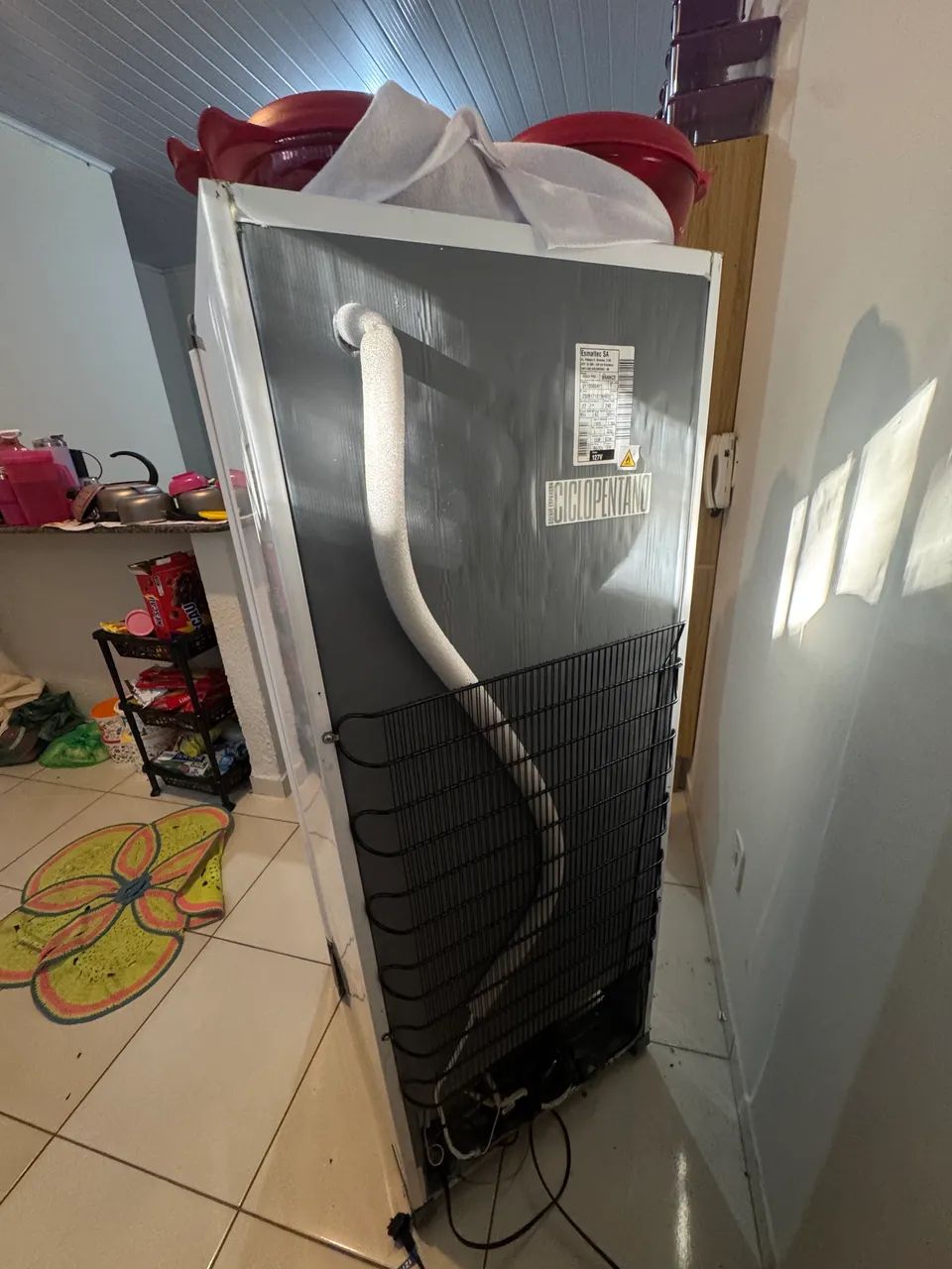 GELADEIRA COM DEFEITO - ESMALTEC 245L CONSERTO ou RETIRADA DE PEÇAS - Foto 4
