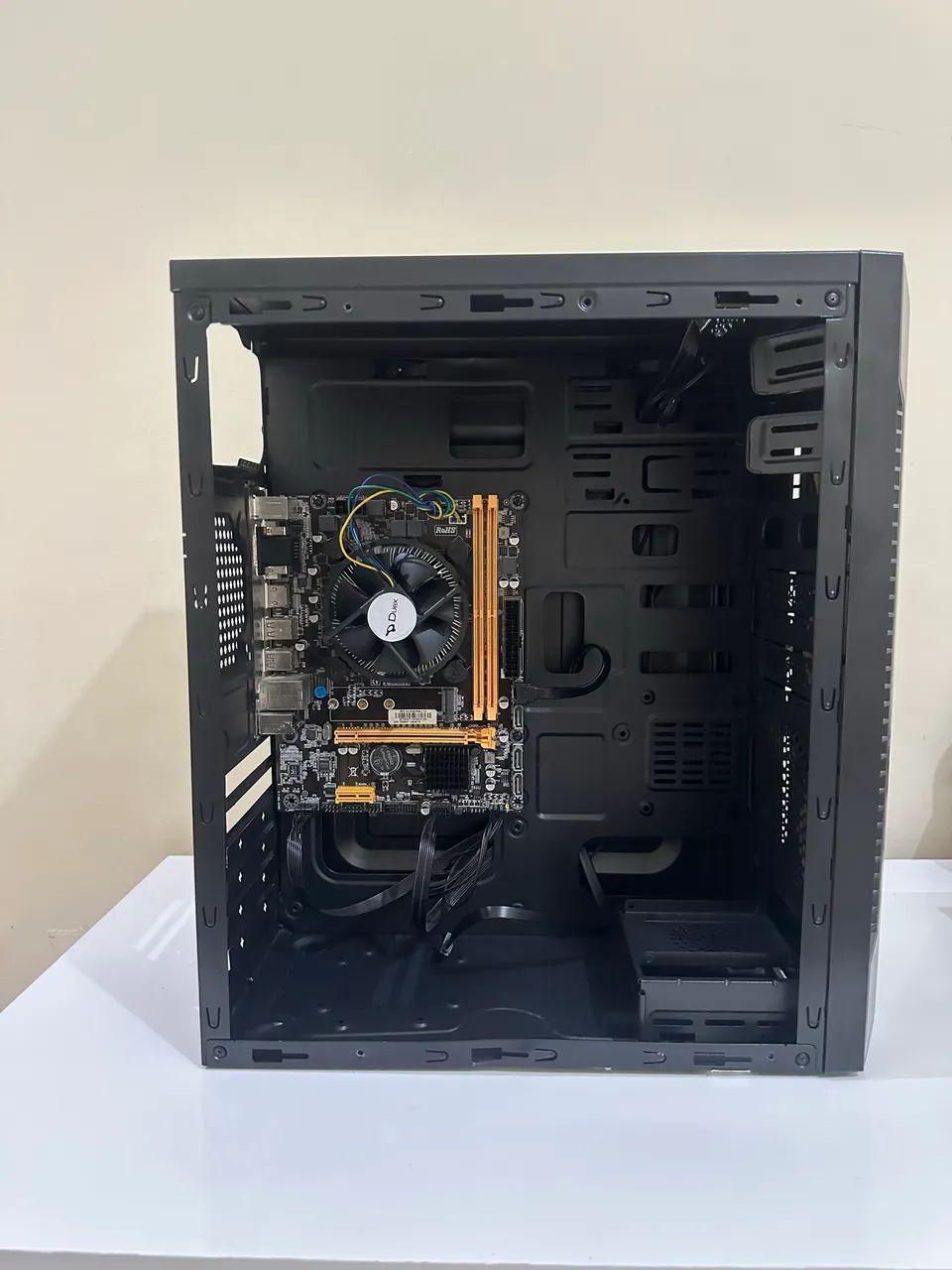 Kit Gamer Intel i5-9400F + Placa-mãe + Cooler 