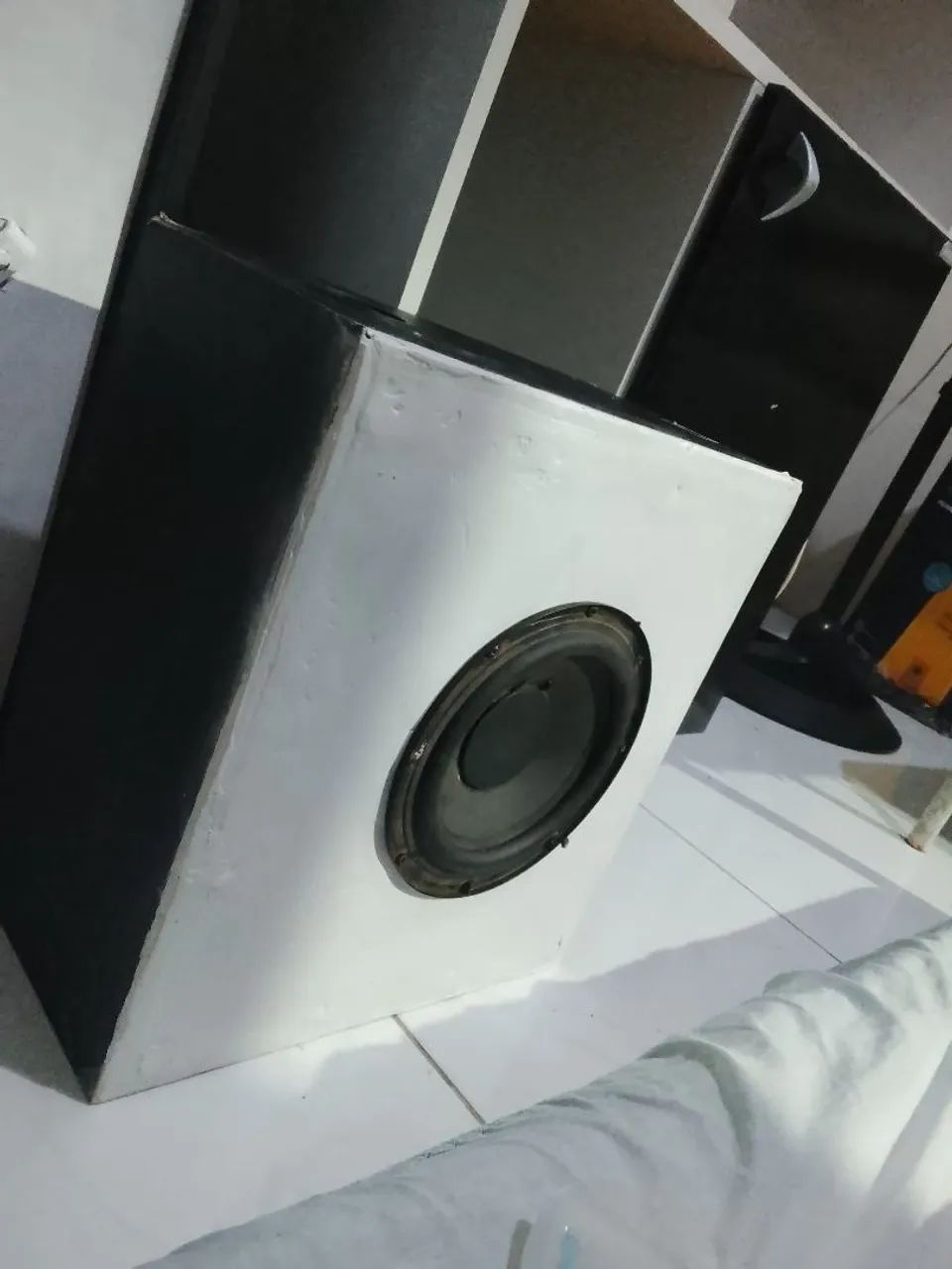 Caixa com subwoofer 8 polegadas LG 200 w - Foto 2