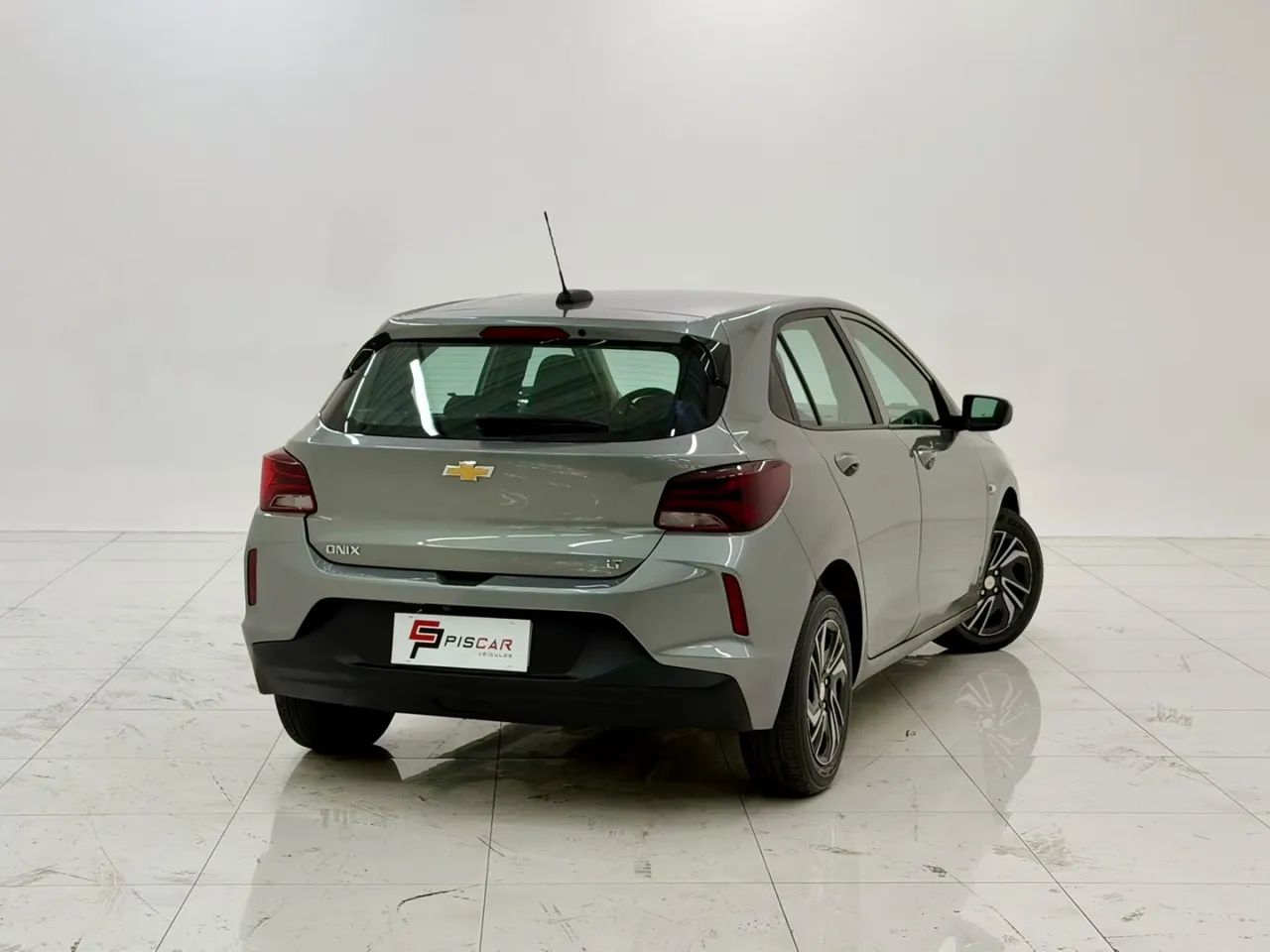 Chevrolet Onix 2023 - Foto 5
