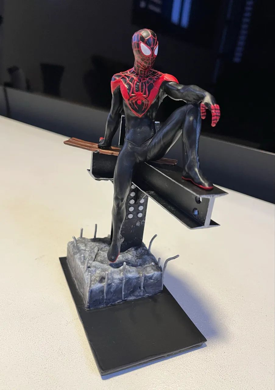 Action Figure Spider-Man: Miles Morales