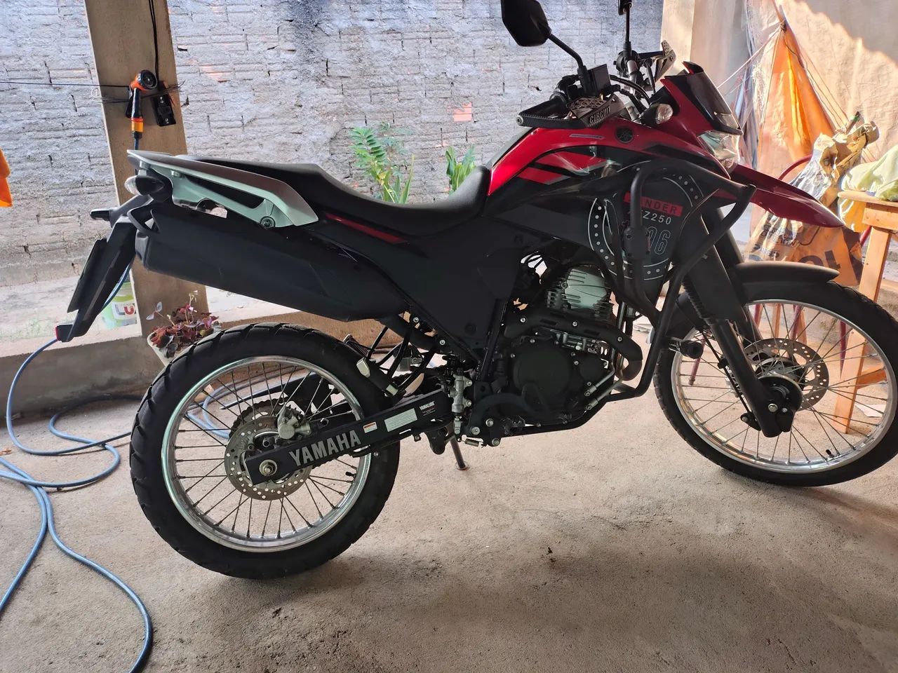 Moto XTZ 250 Lander  - Foto 3