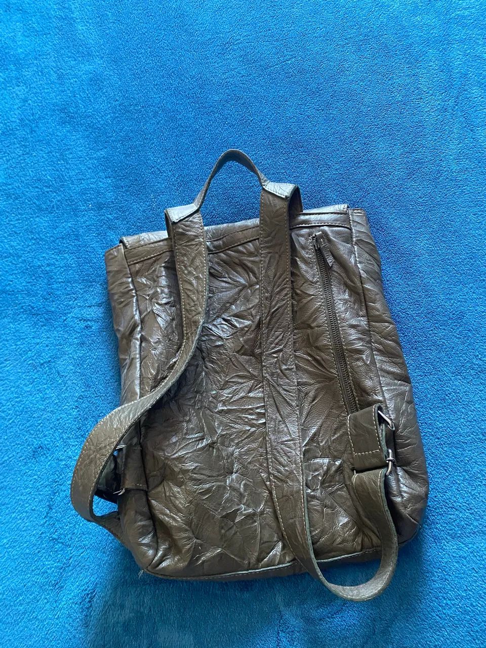 Charmosa bolsa de couro !!