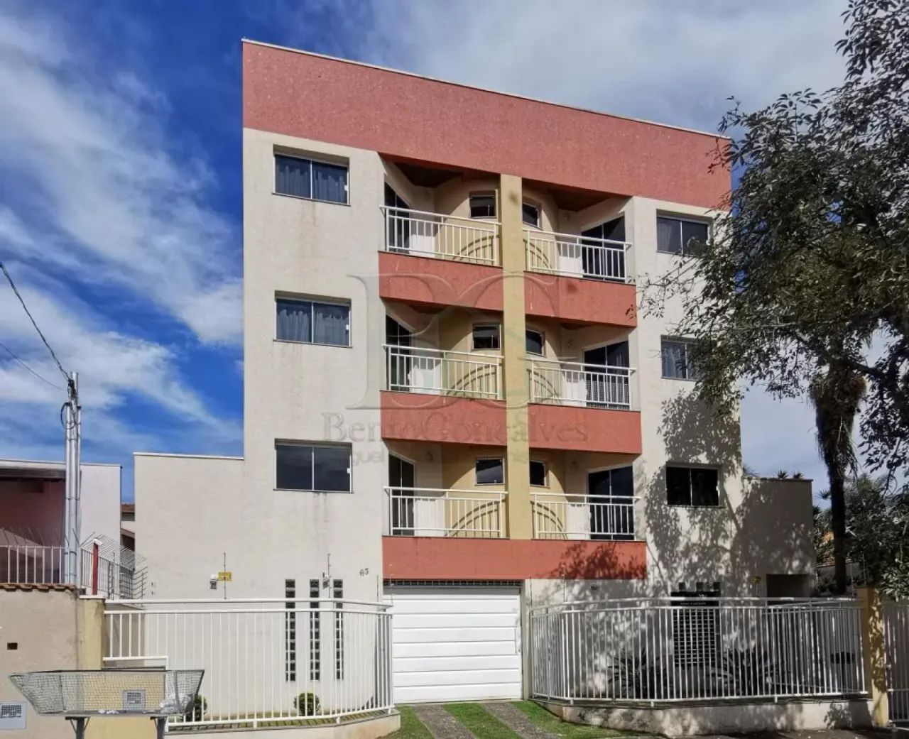 Apartamentos Padrão em Poços de Caldas - Foto 2