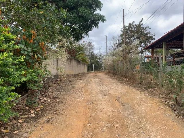 Sitio de 600m² com casa, próximo a Lagoa Santa, temos varias opções. - Foto 5