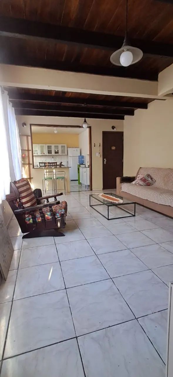 Casa sobrado, toda mobiliada, pronta para morar. - Foto 2