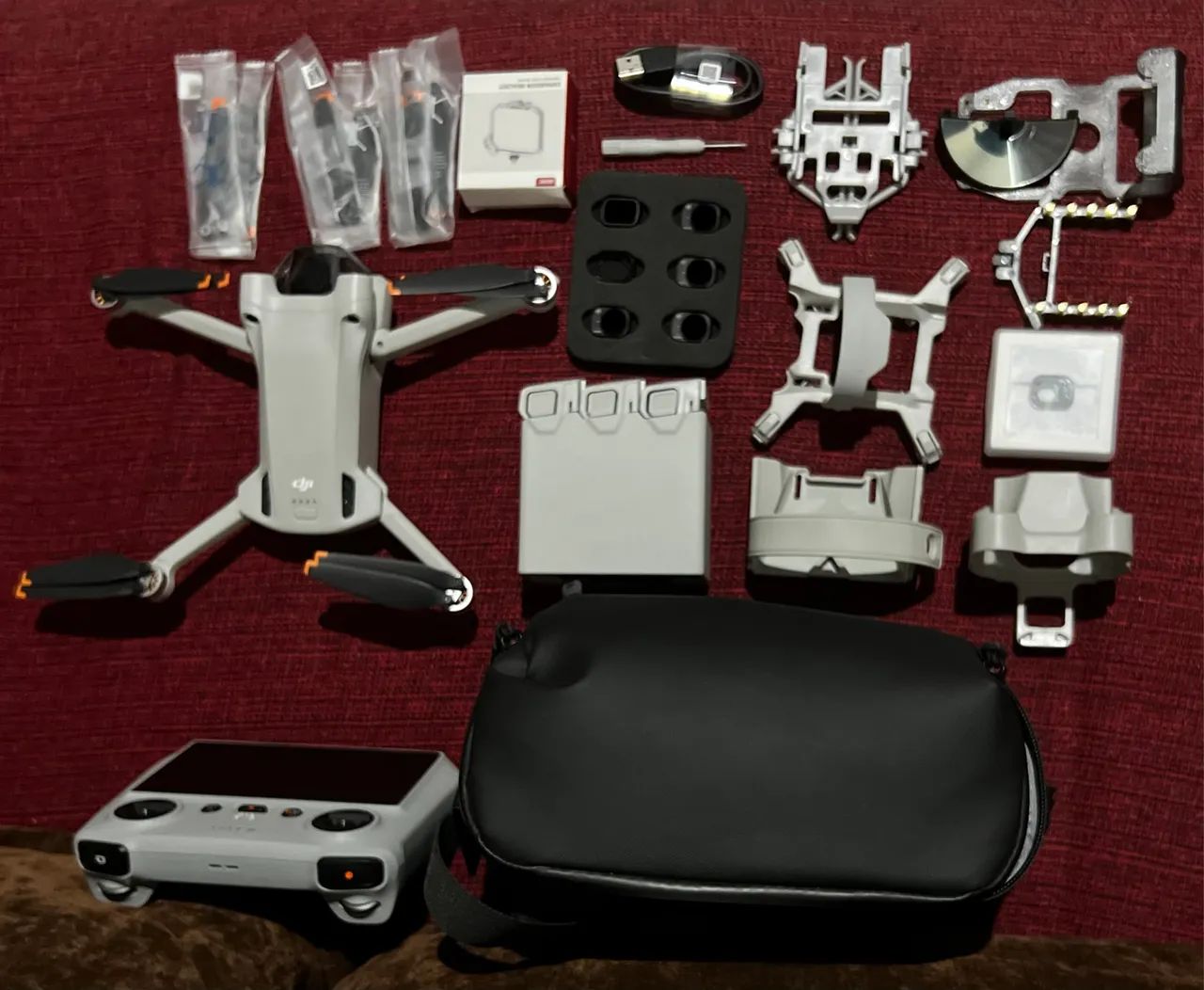 Drone DJI mini 3 Pro combo fly more Plus, controle com tela + acessórios  - Foto 2