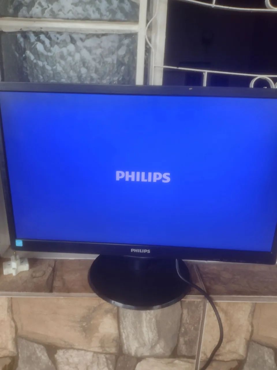 Monitor Philips 22 polegadas 