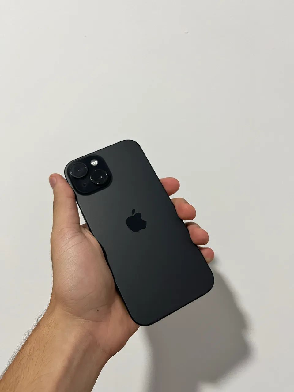 iPhone 15 128GB
