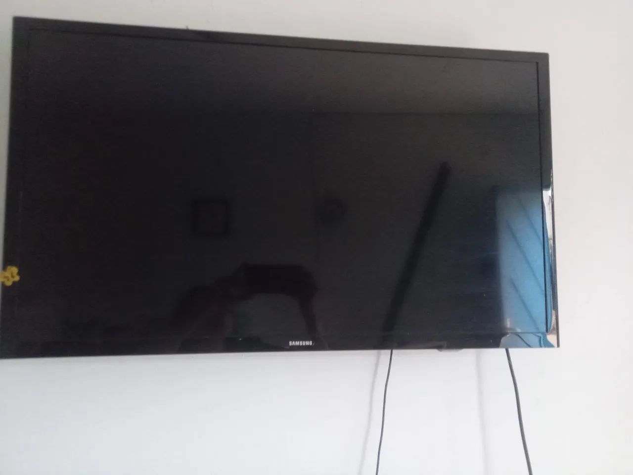 Vendo tv samsung 32 polegadas smart.