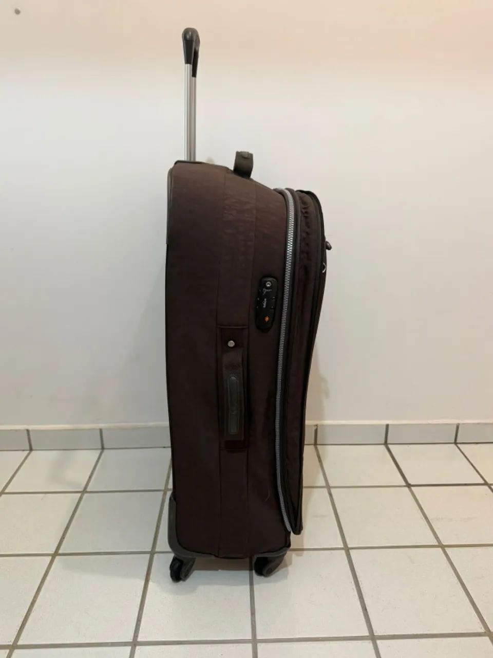MALA KIPLING GRANDE SEMI-NOVA 32 KG - Foto 3