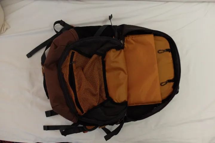 Mochila Quechua Arpenaz nh500 30L - Foto 3
