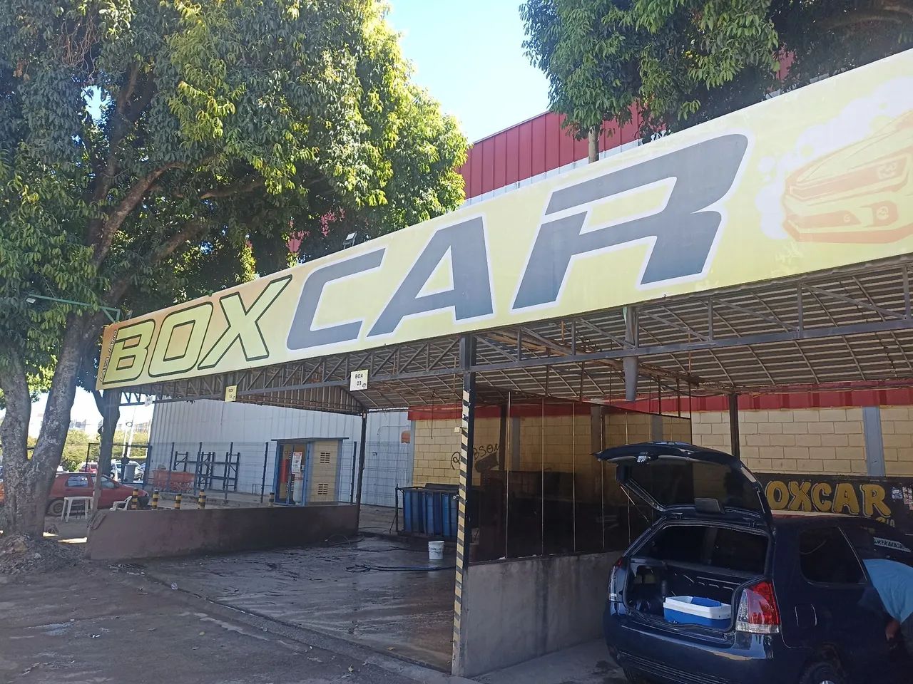 Funcionário para lava jato